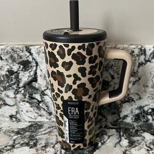 LIMITED EDITION BruMate X Krista Horton 20 OZ Era, LEOPARD LATTE